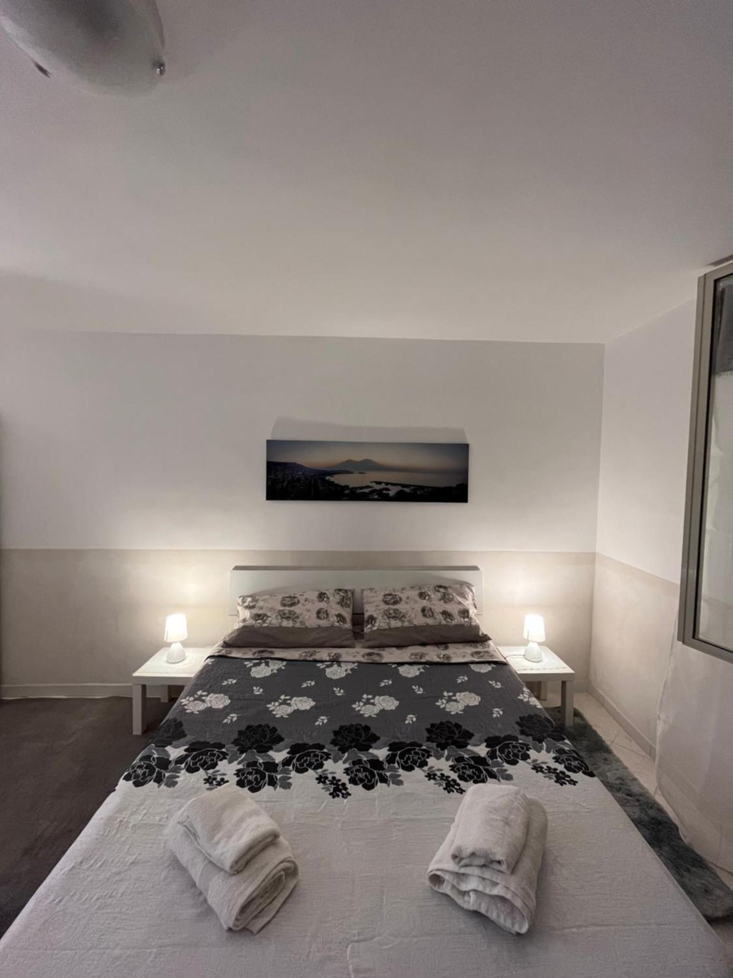 Casa Elena - Casa Vacanze Napoli Centroヴィラ エクステリア 写真
