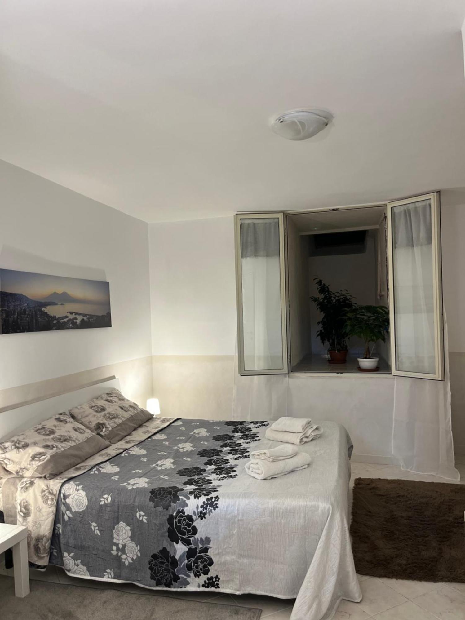 Casa Elena - Casa Vacanze Napoli Centroヴィラ エクステリア 写真